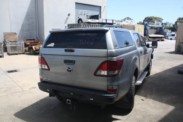 MAZDA BT50 UP-UR 10/2011-06/2020 RIGHT REAR GARNISH TAILGATE LAMP - Image 9