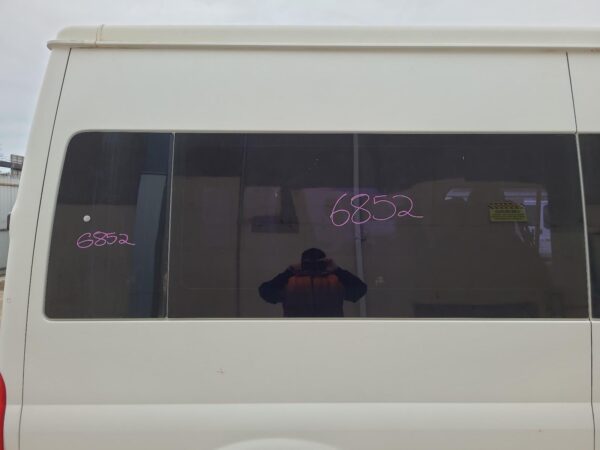 FORD TRANSIT VM 07/2006-02/2014 RIGHT REAR SIDE GLASS BUS TYPE SMALL REAR - Image 21