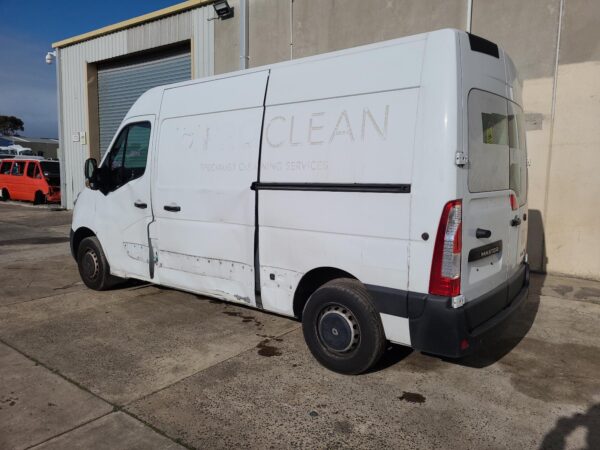 RENAULT MASTER X62 09/2011-ON MUD FLAPS RIGHT FRONT - Image 5
