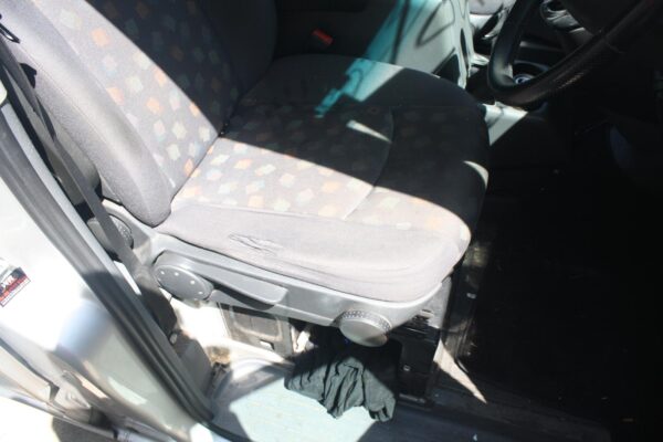 MERCEDES BENZ VITO 639 04/2004-01/2011 RIGHT FRONT SEAT BELT ONLY - Image 9