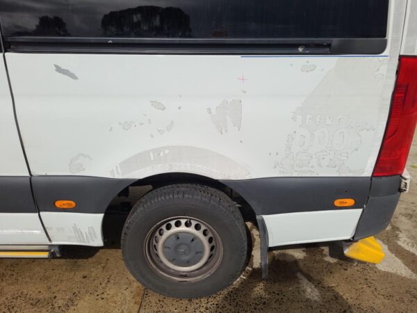 MERCEDES BENZ SPRINTER VS30 05/2018-ON LEFT REAR QUARTER PANEL MOULD VAN - Image 15