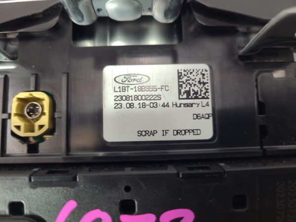 FORD TRANSIT CUSTOM VN 01/2018-2023 STEREO DISPLAY UNIT W/ SAT NAV TYPE - Image 26