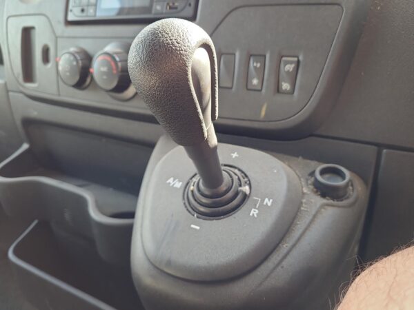 RENAULT MASTER X62 09/2011-01/2020 INSTRUMENT CLUSTER AUTOMATIC T/M - Image 12