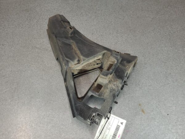 FORD TRANSIT CUSTOM VN 08/2018-2023 LEFT BUMPER TO GUARD BRACKET - Image 2