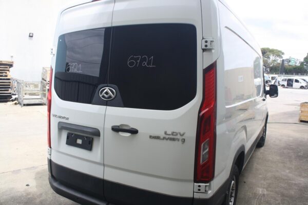 LDV DELIVER 9 07/2020-ON POWER WINDOW SWITCH LEFT FRONT - Image 6