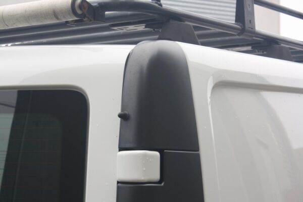 RENAULT TRAFIC X82 01/2015-ON UPPER RIGHT TAILLIGHT IN BODY - Image 20