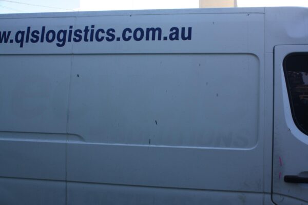 RENAULT MASTER X62 09/2011-ON RIGHT FRONT BODY/DOOR MOULD NEXT TO FRONT DOOR - Image 13