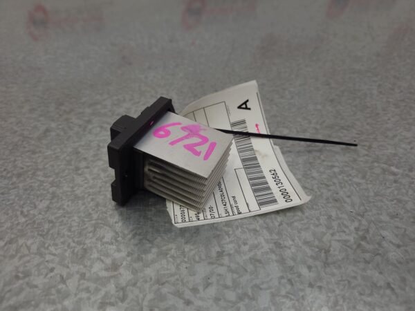 LDV DELIVER 9 07/2020-ON FAN SPEED RESISTOR - Image 2