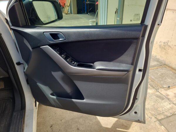 MAZDA BT50 UP-UR 11/2011-06/2020 DOOR HINGE/RUNNER LEFT REAR UPPER - Image 11