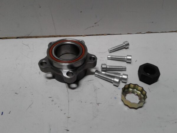 FORD TRANSIT VH-VJ 10/2000-08/2006 FRONT WHEEL BEARING HUB - Image 2