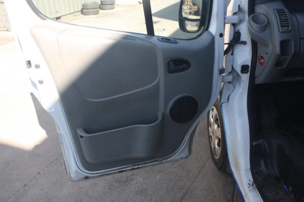 RENAULT TRAFIC X83 05/2007-12/2014 BODY SEAL RUBBER LEFT FRONT DOOR - Image 33