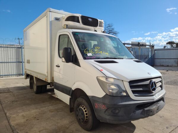 MERCEDES BENZ SPRINTER 10/2006-04/2018 INTERCOOLER VAN - Image 12