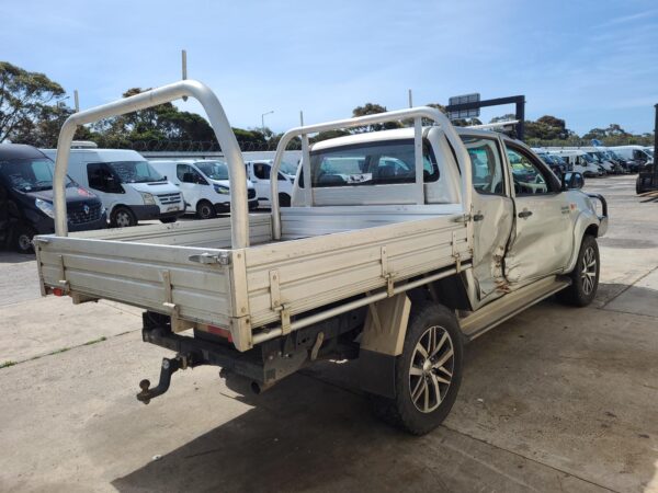 TOYOTA HILUX 03/2005-ON LEFT FRONT UPPER CONTROL ARM 2WD HI-RIDE/4WD - Image 5