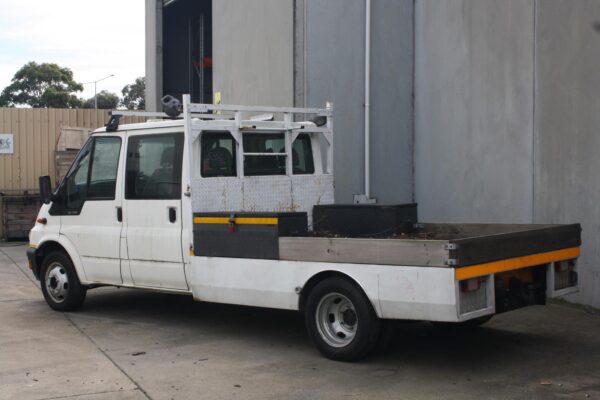 FORD TRANSIT VH-VJ 10/2000-08/2006 LEFT FRONT HUB ASSEMBLY NON ABS TYPE - Image 6