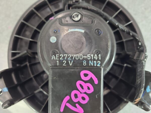 TOYOTA HILUX 10/2008-08/2015 HEATER FAN MOTOR LARGE PLUG TYPE - Image 4