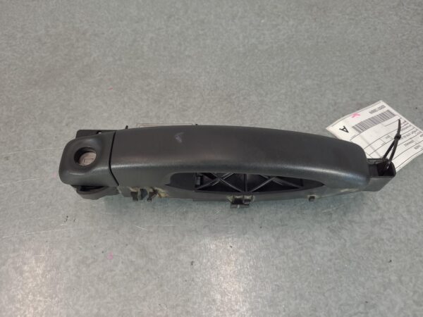 RENAULT MASTER X62 09/2011-ON DOOR HANDLE LEFT FRONT OUTER - Image 2