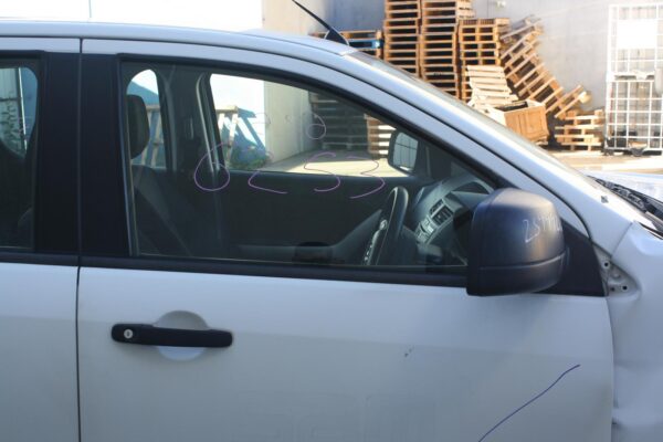 MAZDA BT50 UP-UR 10/2011-06/2020 RIGHT REAR GARNISH TAILGATE LAMP - Image 8