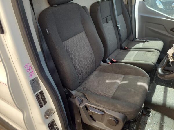 FORD TRANSIT VO 02/2014-ON POWER WINDOW RIGHT FRONT MASTER SWITCH - Image 22