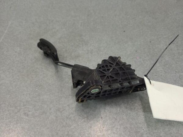 TOYOTA HIACE TRH/KDH 12/2013-11/2016 ACCELERATOR PEDAL ASSEMBLY - Image 23