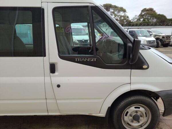FORD TRANSIT VM 07/2006-02/2014 RIGHT REAR SIDE GLASS BUS TYPE SMALL REAR - Image 12