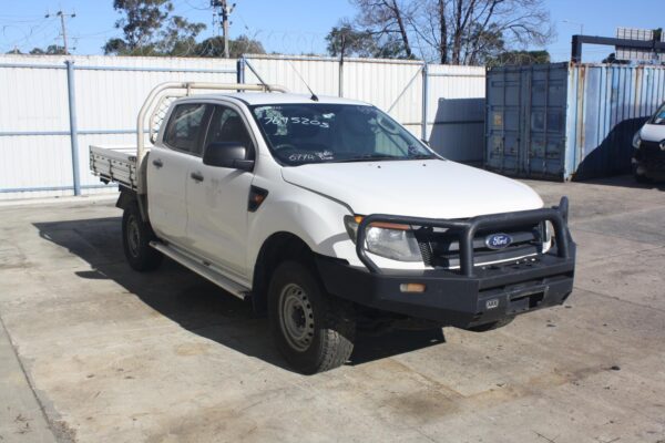 FORD RANGER PX 06/2011-04/2022 COURTESY LIGHT FRONT W/ SENSOR - Image 16