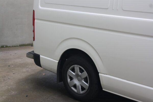 TOYOTA HIACE TRH/KDH 03/2005-04/2019 MUD FLAPS RIGHT REAR - Image 8