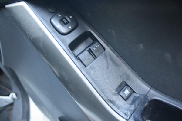 MAZDA BT50 UP-UR 10/2011-06/2020 POWER WINDOW SWITCH - Image 16