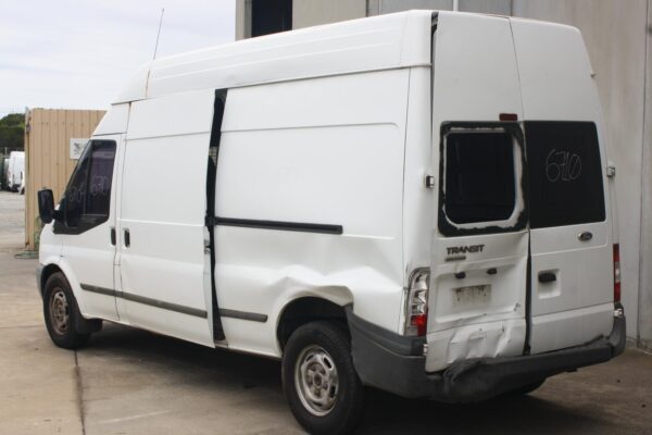 FORD TRANSIT VM 07/2006-02/2014 RADIATOR MANUAL T/M PETROL/DIESEL FWD/RWD - Image 7