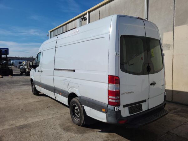 MERCEDES BENZ SPRINTER 10/2006-04/2018 COURTESY LIGHT VAN - Image 8