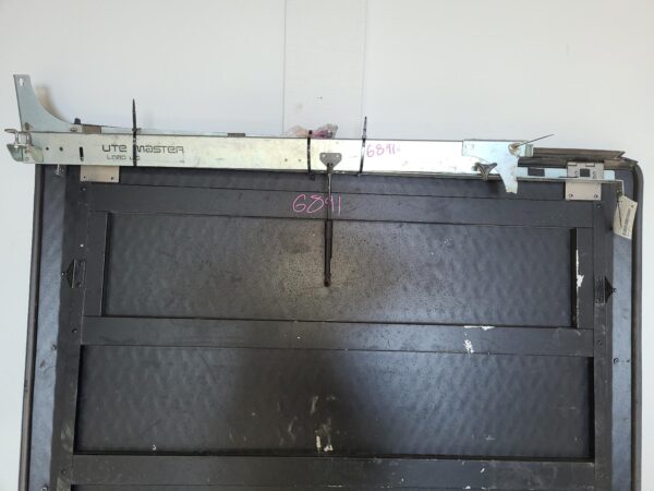 FORD RANGER PX 06/2011-04/2022 TONNEAU COVER HARD DUAL CAB - Image 8