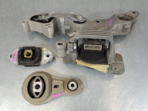 MERCEDES VITO 2015-2025 MOUNT 447, 03/15-