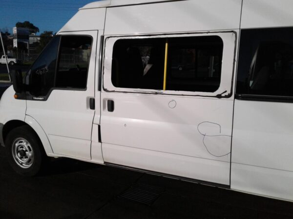 FORD TRANSIT VH-VJ 10/2000-08/2006 TRIM PANEL SLIDING DOOR PLASTIC STEP BUS ONLY - Image 10