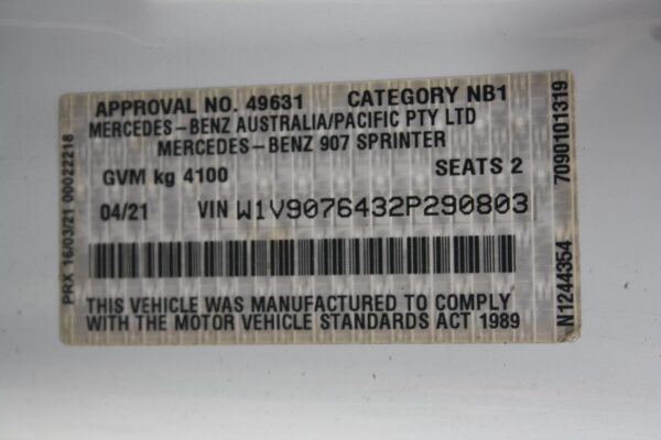 MERCEDES BENZ SPRINTER VS30 05/2018-ON STEREO/HEAD UNIT TOUCHSCREEN 10.25IN - Image 12