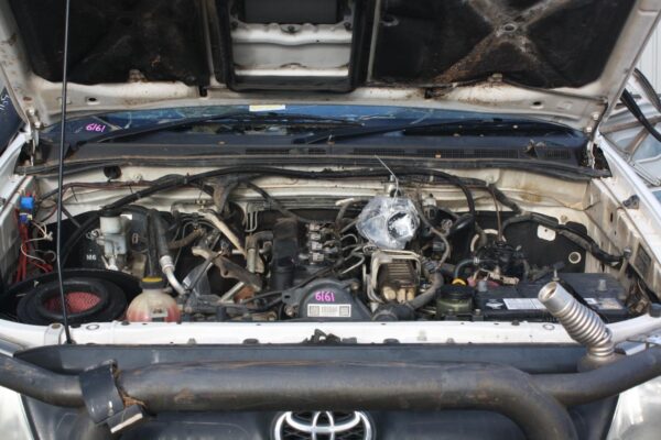 TOYOTA HILUX 03/2005-06/2011 HEADREST LEFT FRONT VINYL LIGHT GREY - Image 12