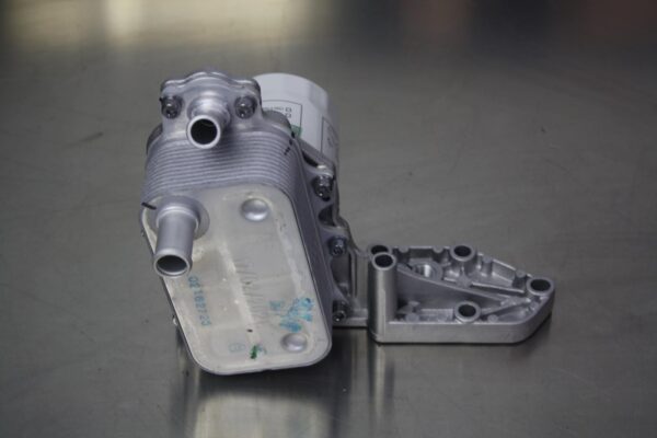 FORD TRANSIT VM 07/2006-02/2014 OIL COOLER HOUSING ASSEMBLY - Image 2