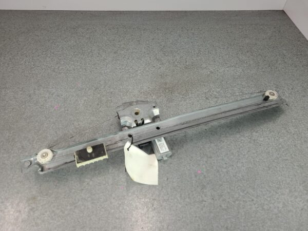 RENAULT TRAFIC X82 01/2015-ON LEFT FRONT WINDOW REGULATOR/MOTOR - Image 3