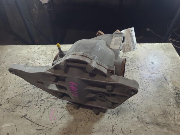 MERCEDES BENZ VITO 447 03/2015-ON DIFFERENTIAL CENTRE 3.27 RATIO - Image 3