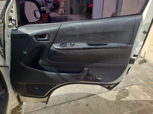 TOYOTA HIACE TRH/KDH 03/2014-04/2019 FLASHER SWITCH - Image 9