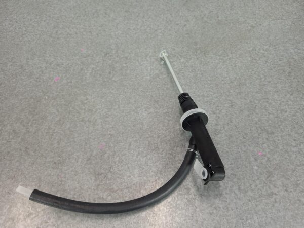 FORD TRANSIT VH-VJ 10/2000-08/2006 CLUTCH MASTER CYLINDER - Image 3