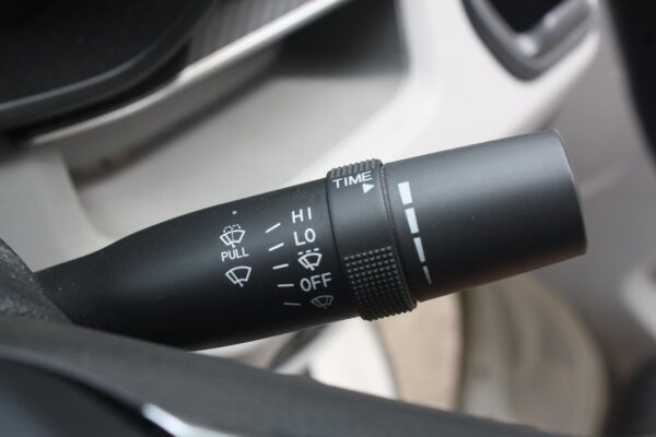 LDV DELIVER 9 07/2020-ON COMBINATION WIPER SWITCH - Image 11