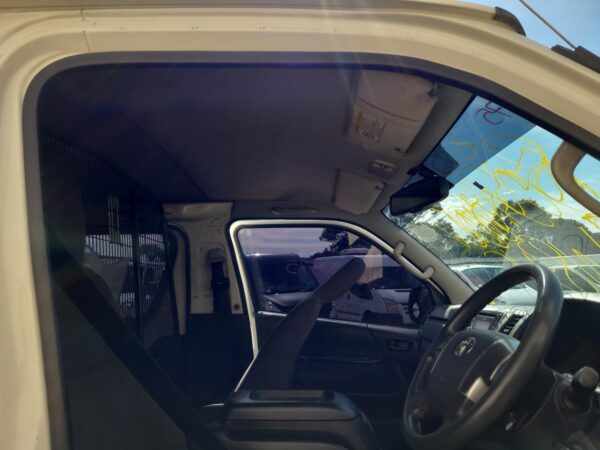 TOYOTA HIACE TRH/KDH 03/2005-04/2019 POWER WINDOW SWITCH LEFT FRONT - Image 7