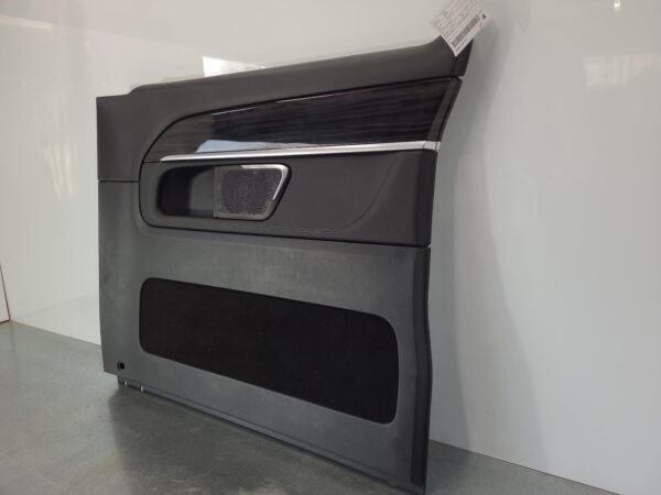 MERCEDES BENZ VITO 447 03/2015-ON DOOR TRIM RIGHT REAR - Image 2