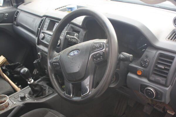 FORD RANGER PX SERIES 2-3 06/2015-04/2022 COMBINATION FLASHER SWITCH - Image 10