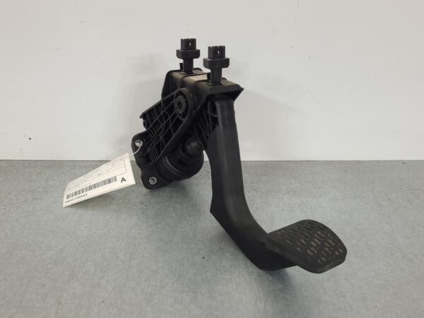 MERCEDES VITO 2015-2025 PEDAL ASSEMBLY 447, CLUTCH PEDAL, 03/15-