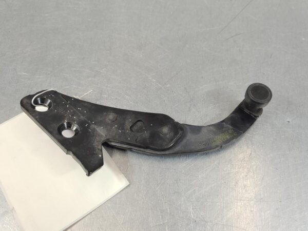 MERCEDES VITO 2015-2025 DOOR HINGE/RUNNER RH SLIDING DOOR ROLLER (UPPER), 447, 0