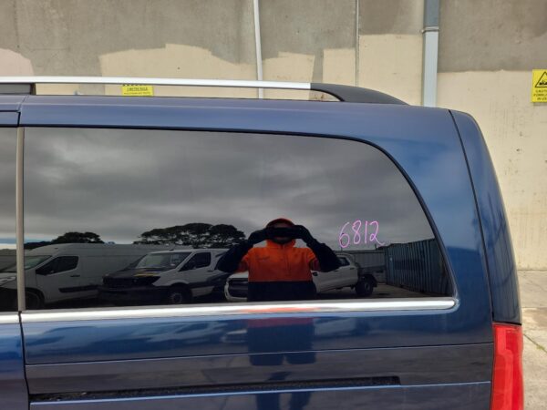 MERCEDES BENZ VITO 447 03/2015-02/2022 LEFT REAR SLIDING DOOR ECU - Image 9