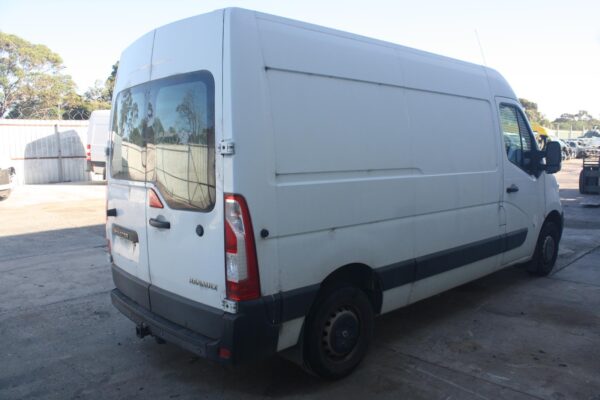 RENAULT MASTER X62 01/2015-ON RADIATOR MANUAL 2.3L DIESEL TWIN TURBO - Image 7