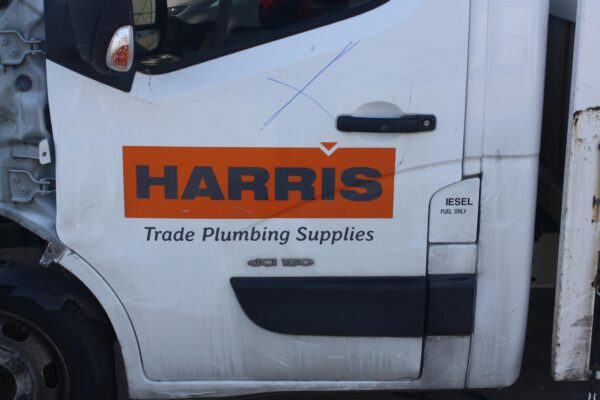 RENAULT MASTER X62 09/2011-ON LEFT FRONT DOOR MOULD - Image 9