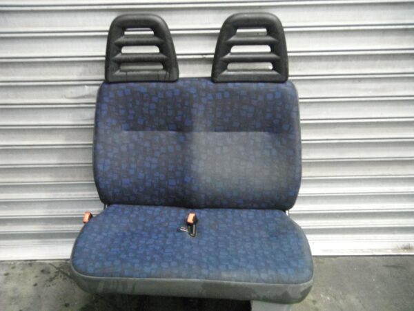 IVECO DAILY VAN 2002-2006 SMALL CENTRE WHEEL COVER/HUB CAP - Image 7