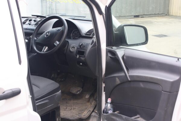 MERCEDES BENZ VITO 639 10/2013-02/2015 LEFT SLIDING DOOR ROLLER UPPER - Image 32